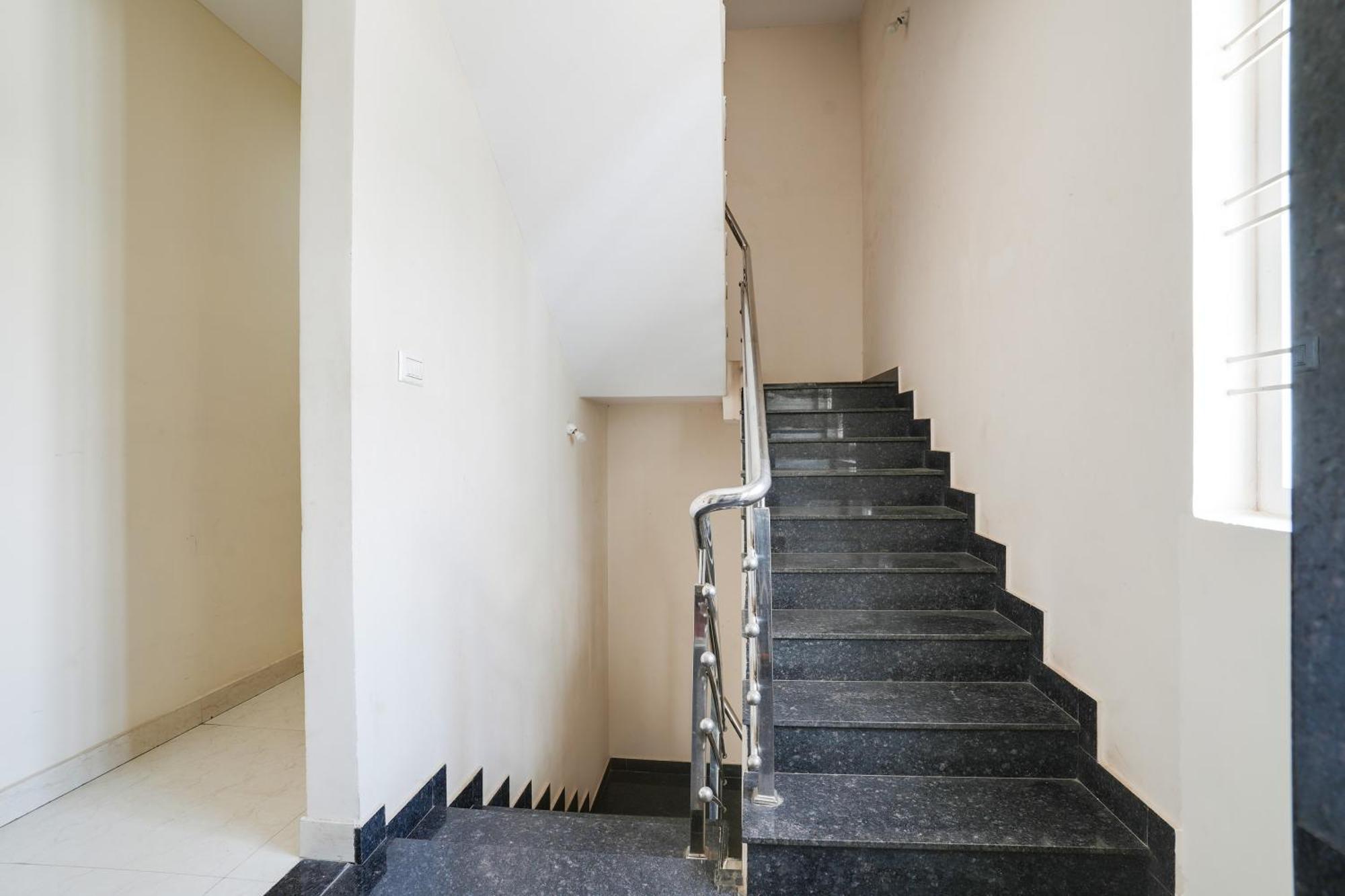 Super Hotel O Bangalore Near Reva Circle Formerly Cka Boarding Yelahanka 외부 사진